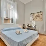 Redamare In The Center Of The Guest house La Spezia