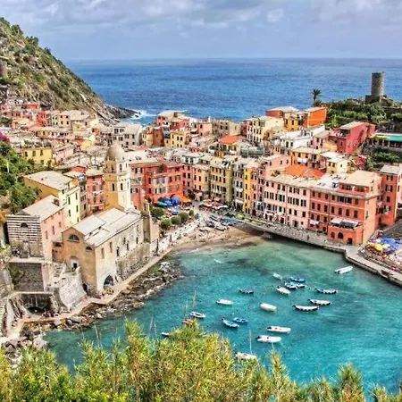 Redamare In The Center Of The *