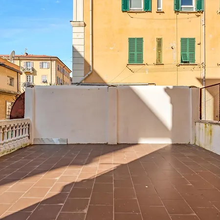 Redamare In The Center Of The Guest house *