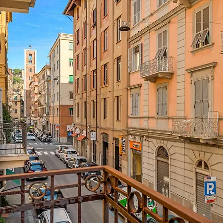 Guest house Redamare In The Center Of The La Spezia