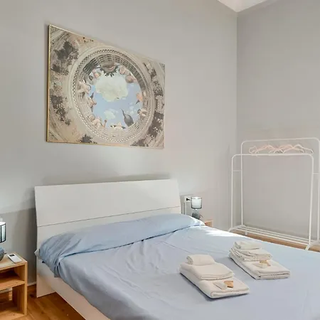 Redamare In The Center Of The Guest house La Spezia