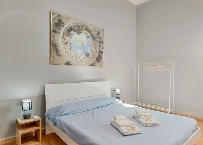 Redamare In The Center Of The 招待所 斯培西亚